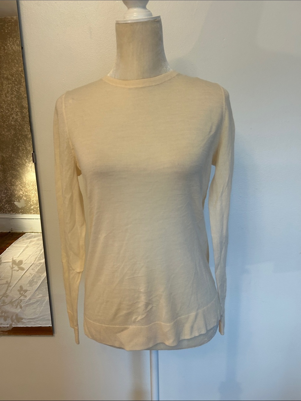 Lord & Taylor Cream Long-Sleeve Crewneck Top